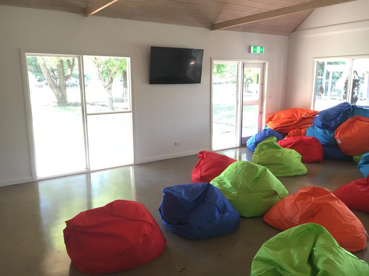 Alpine Sports Lodge Bright Esterno foto
